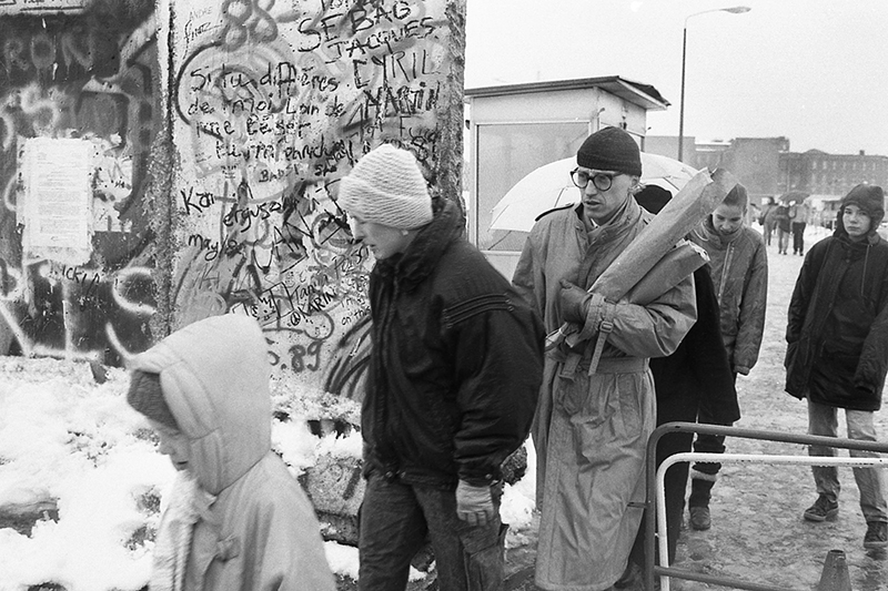 The Fall of the Berlin Wall : 1989  : Personal Photo Projects :  Richard Moore Photography : Photographer : 